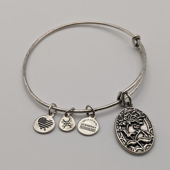 Alex and Ani Sister Charm Bracelet Irreplaceable Silver Flower Friend Forever - Picture 1 of 6